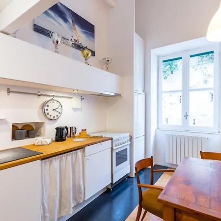 Grifeo - Quiet And Relaxing Flat On Panoramic Route Appartement Napels Buitenkant foto